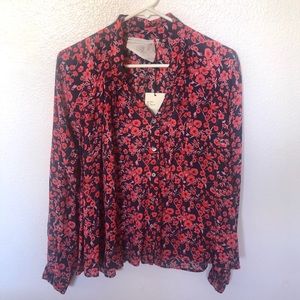acacia Paloma top in poppy floral